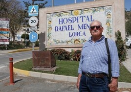 Salvador Cárceles, esta semana en el hospital Rafael Méndez, en Lorca. Tiene cita para el oftalmólogo en enero de 2025.
