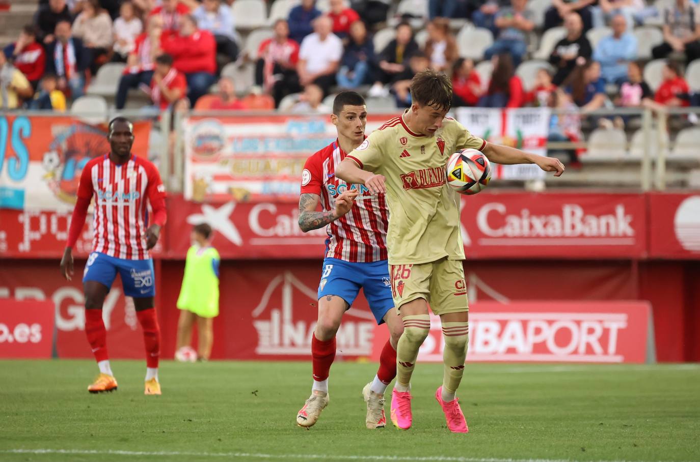 La victoria del Real Murcia frente al Algeciras, en imágenes