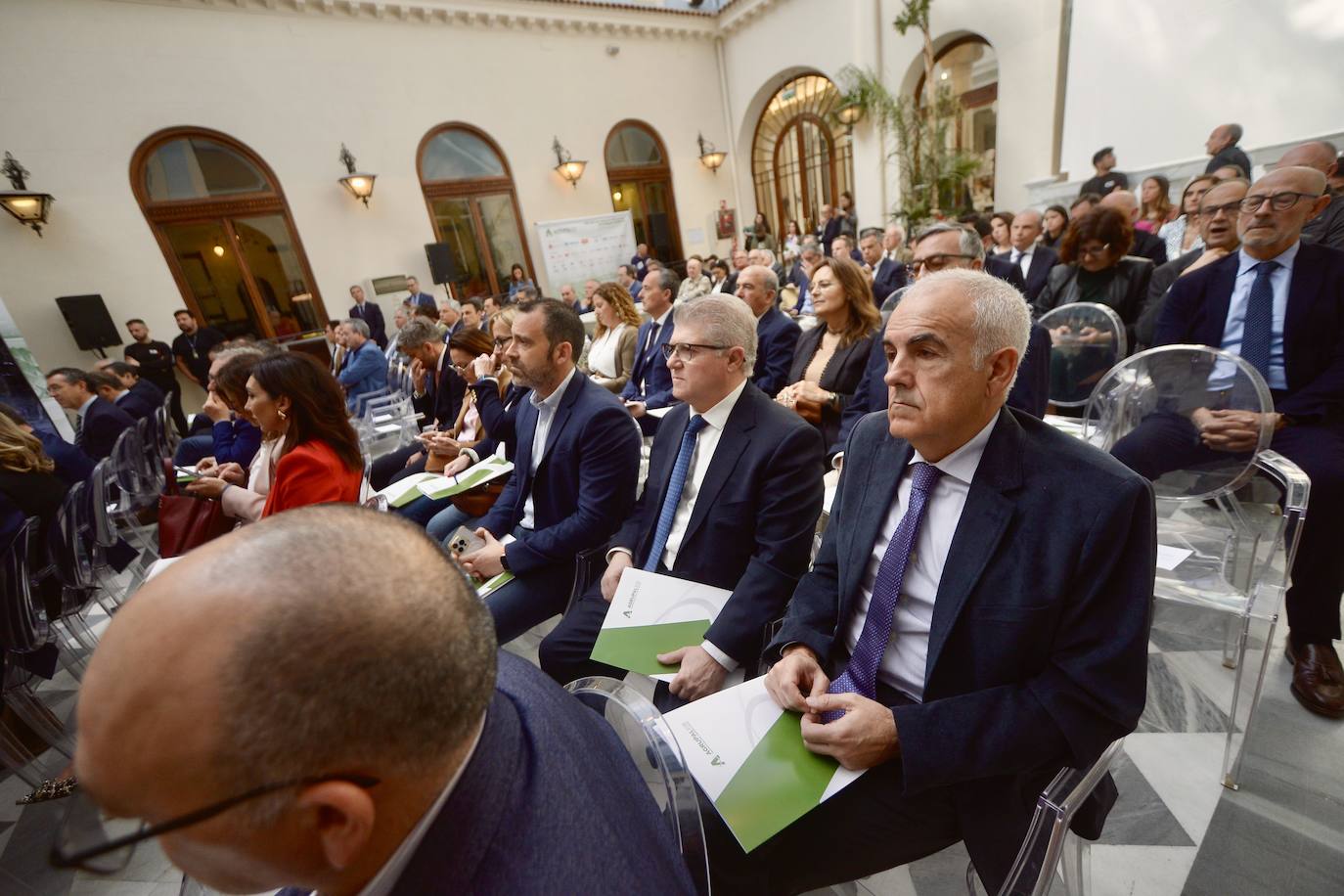 Foro de Agrupal &#039;100 años de industria alimentaria en la Región. Dimensión económica y empresarial&#039;, en imágenes