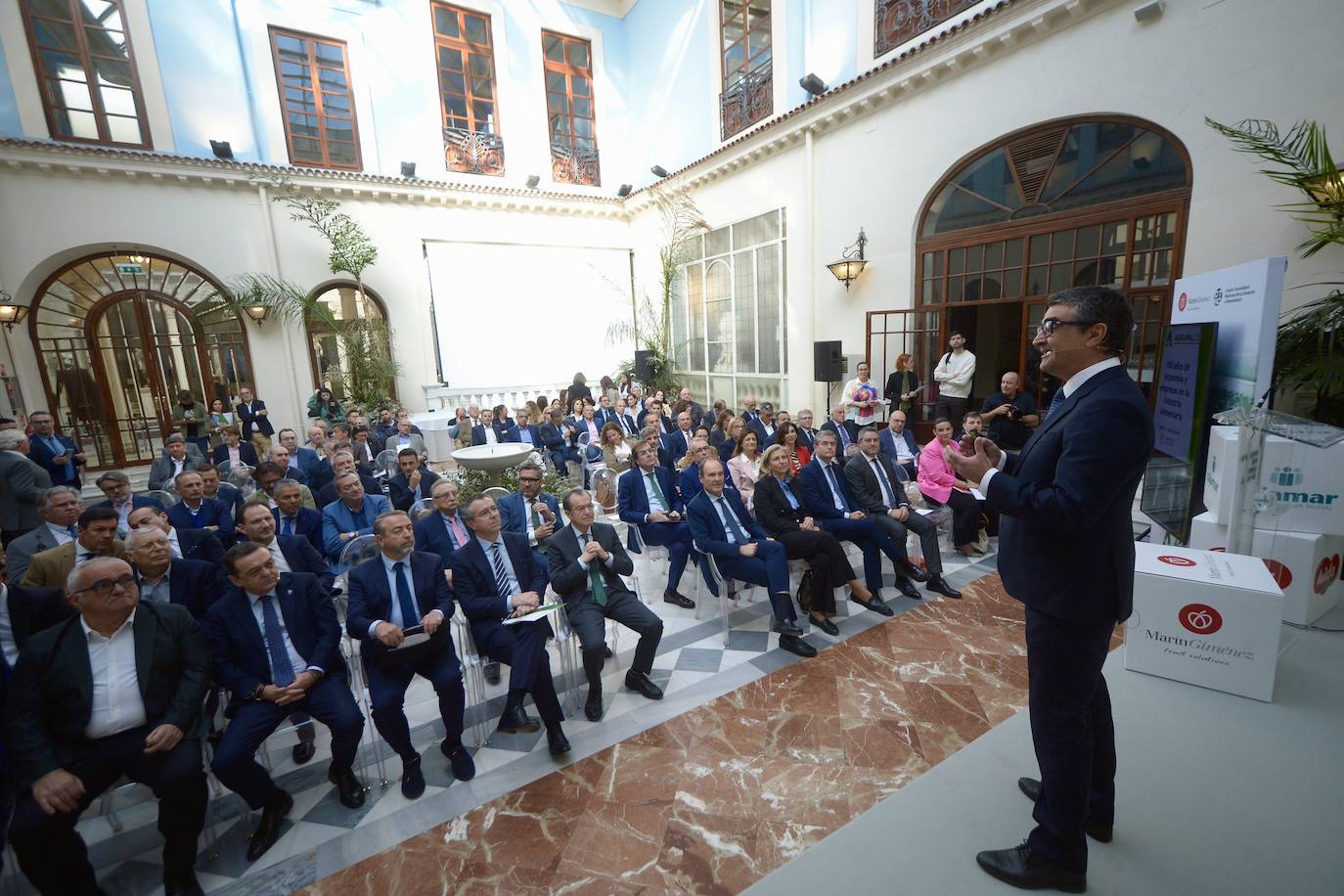 Foro de Agrupal &#039;100 años de industria alimentaria en la Región. Dimensión económica y empresarial&#039;, en imágenes