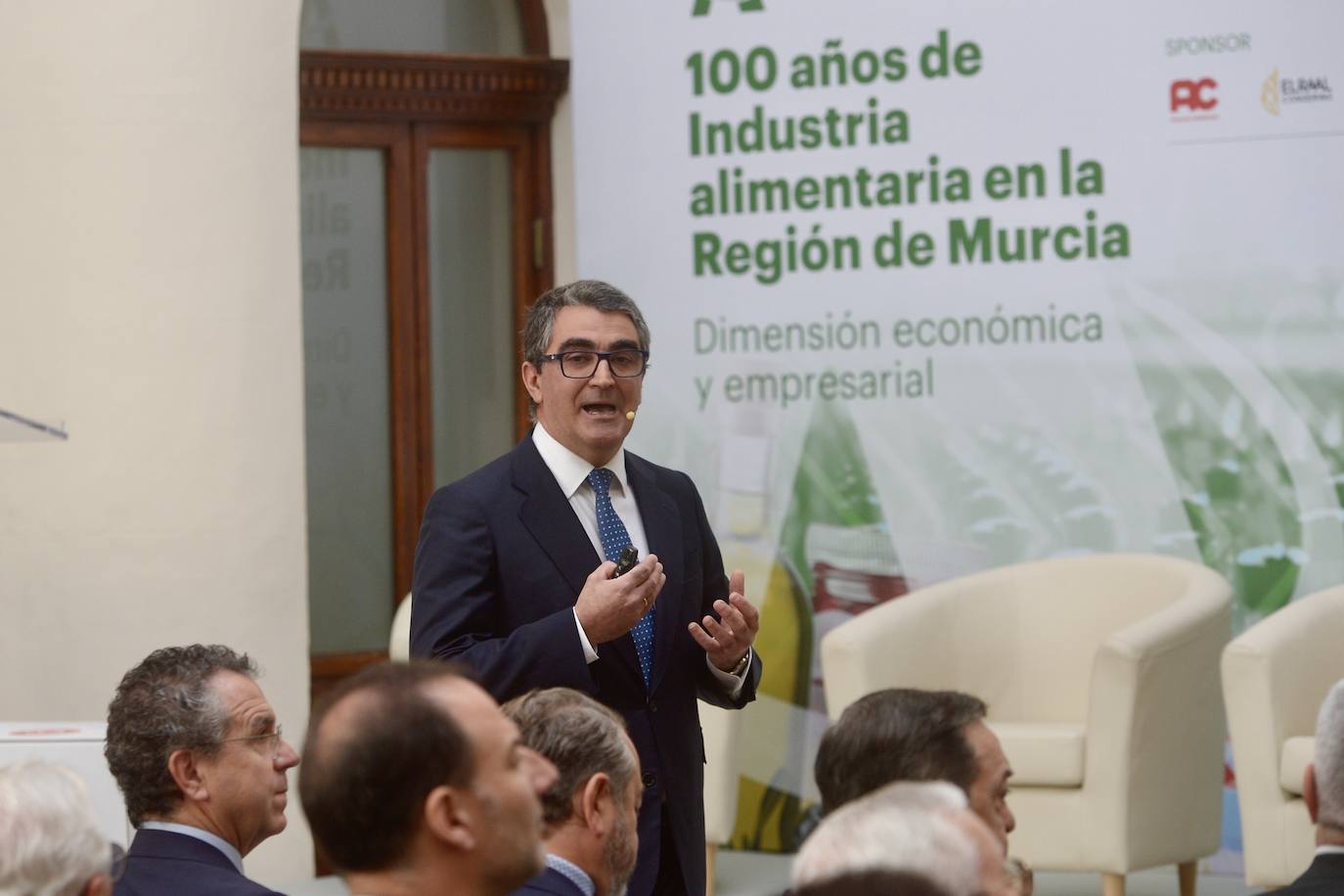Foro de Agrupal &#039;100 años de industria alimentaria en la Región. Dimensión económica y empresarial&#039;, en imágenes