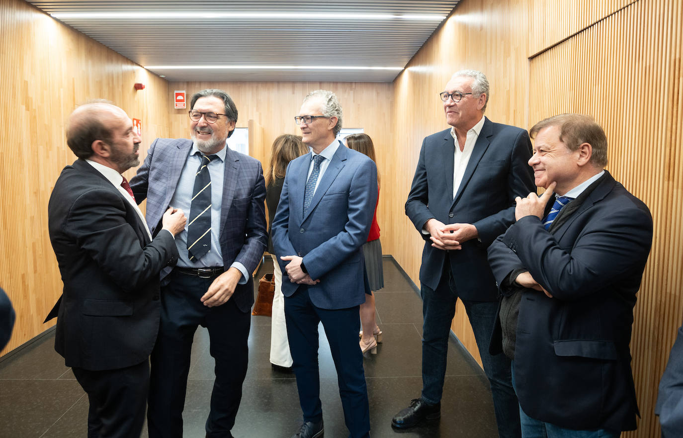 El coloquio &#039;Medicina a la vanguardia&#039;, en imágenes