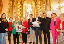 Presentación de los actos del Tiempo Jubilar por el 75 aniversario de la Virgen de la Amargura.