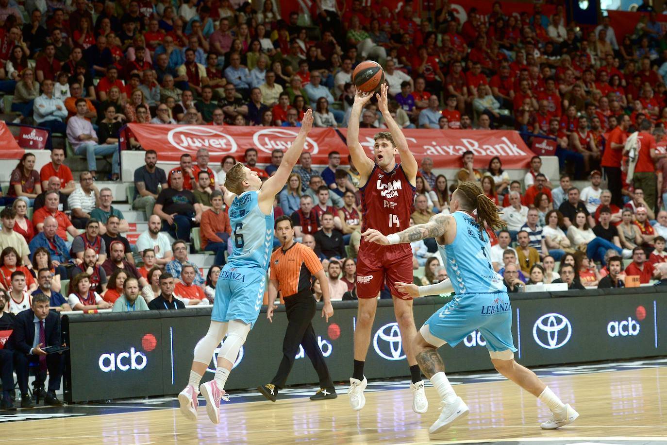 La victoria del UCAM Murcia contra el Palencia, en imágenes