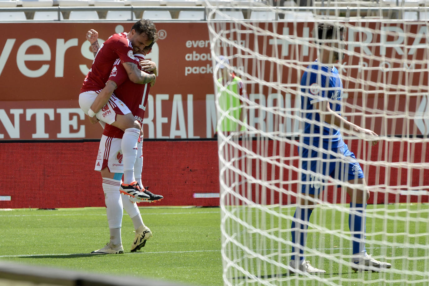 La victoria del Real Murcia frente al Melilla, en imágenes