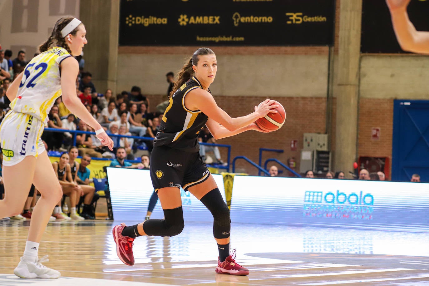 La victoria del Hozono Jairis ante La Seu, en imágenes