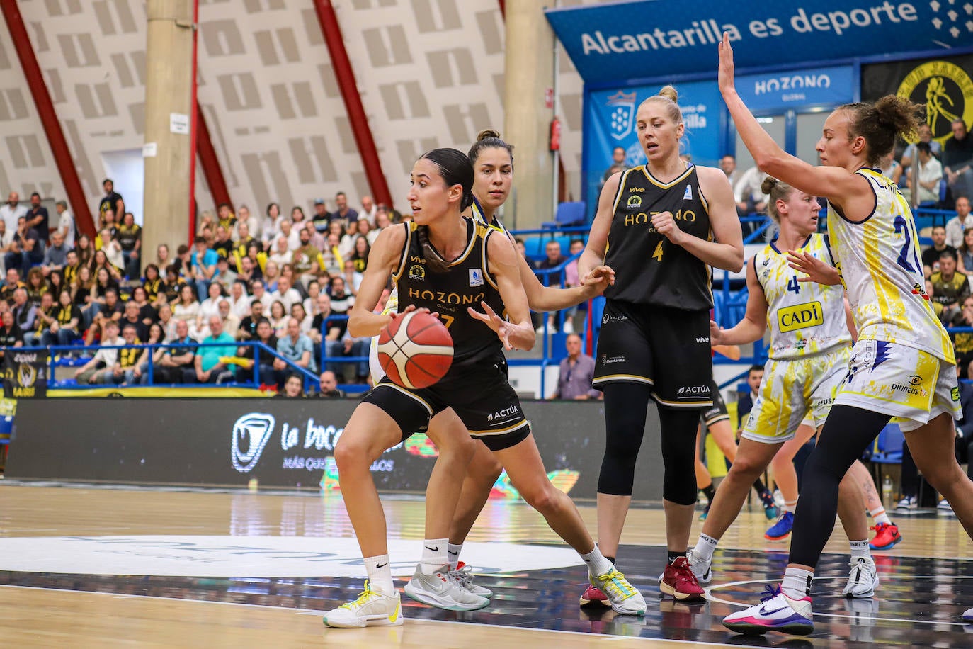 La victoria del Hozono Jairis ante La Seu, en imágenes