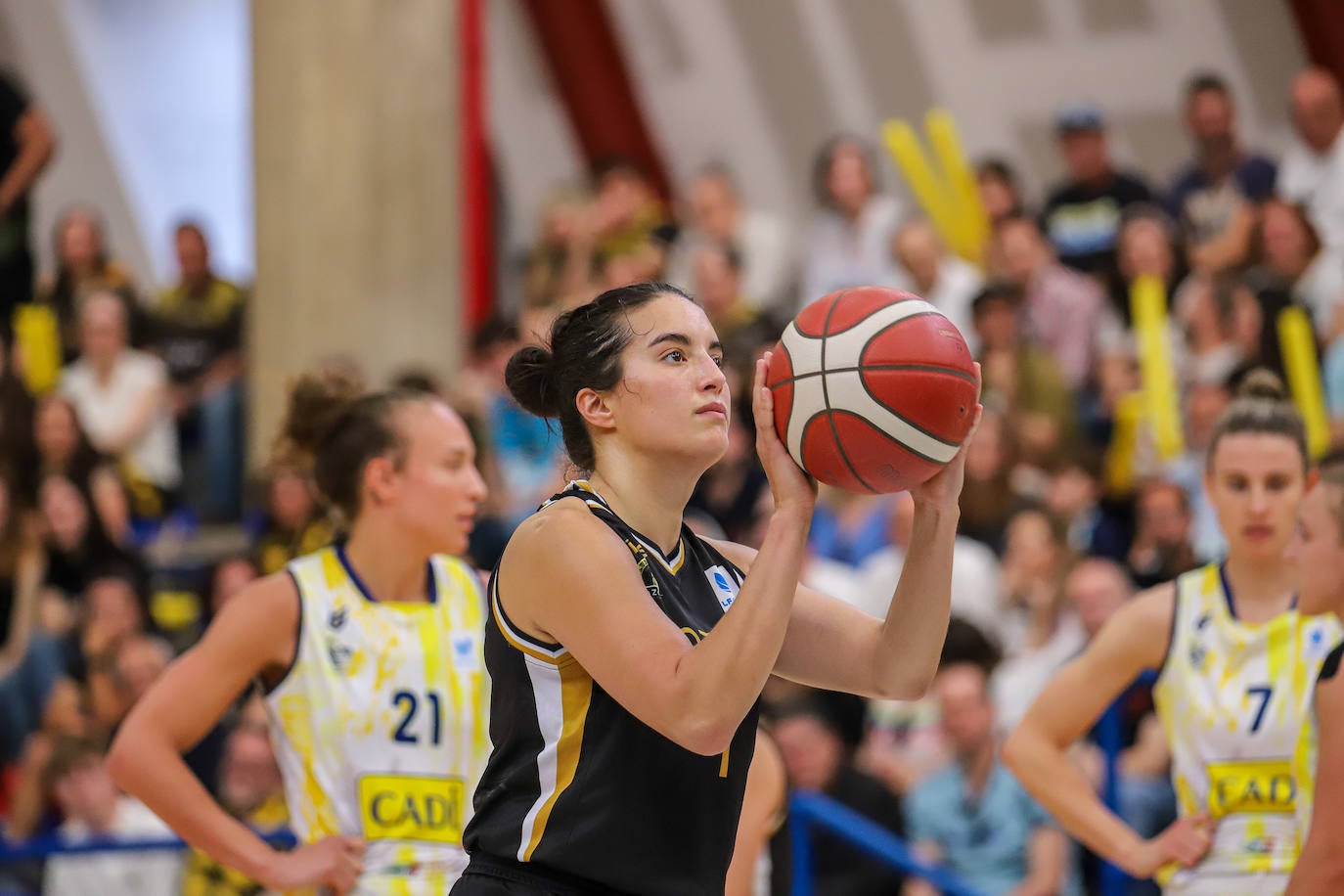 La victoria del Hozono Jairis ante La Seu, en imágenes