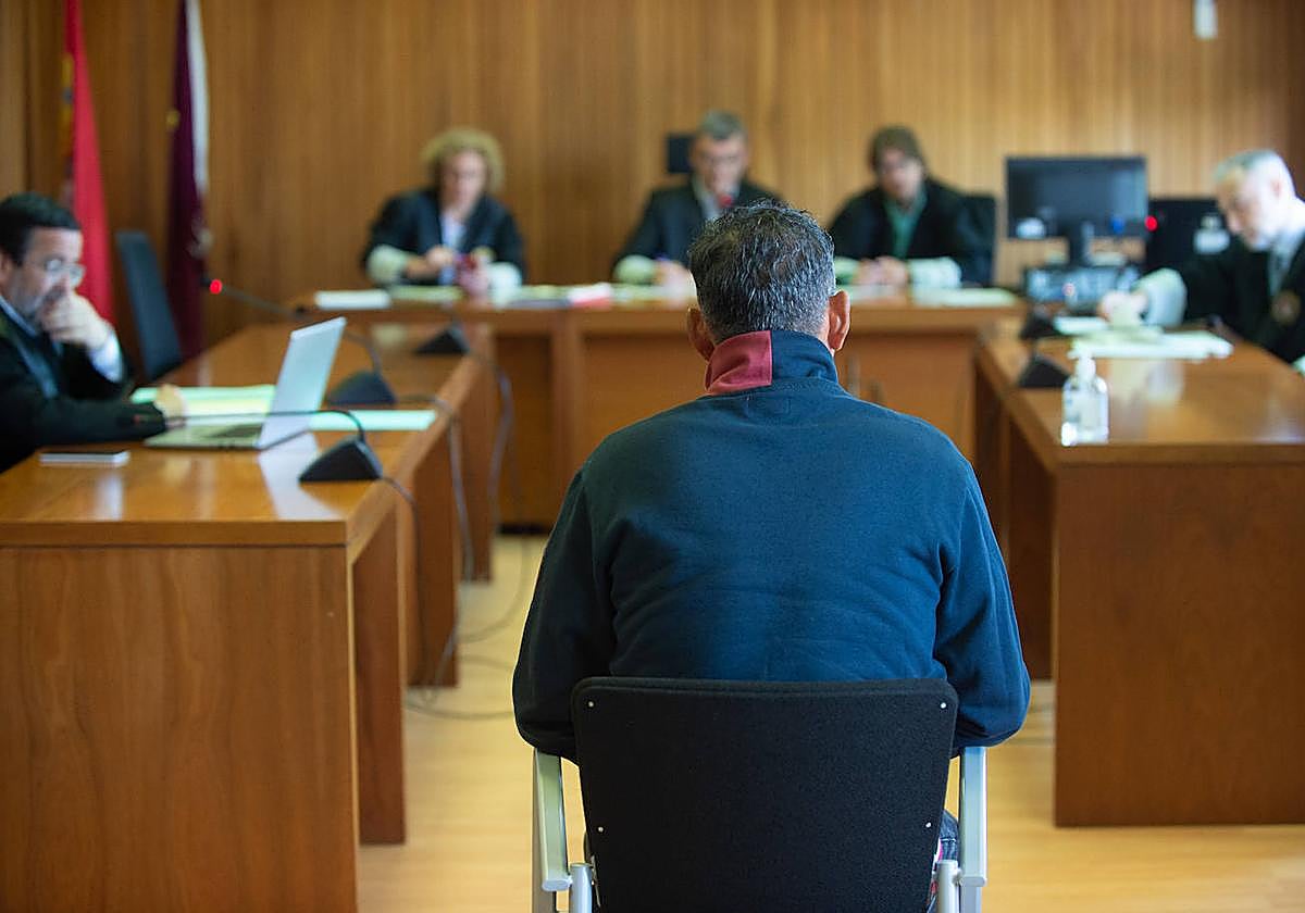 El presunto autor de los hechos, este miércoles, en el juzgado.