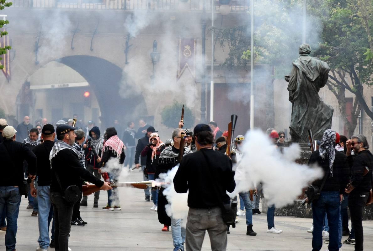 Imágenes del comienzo del Día del Moro en Caravaca