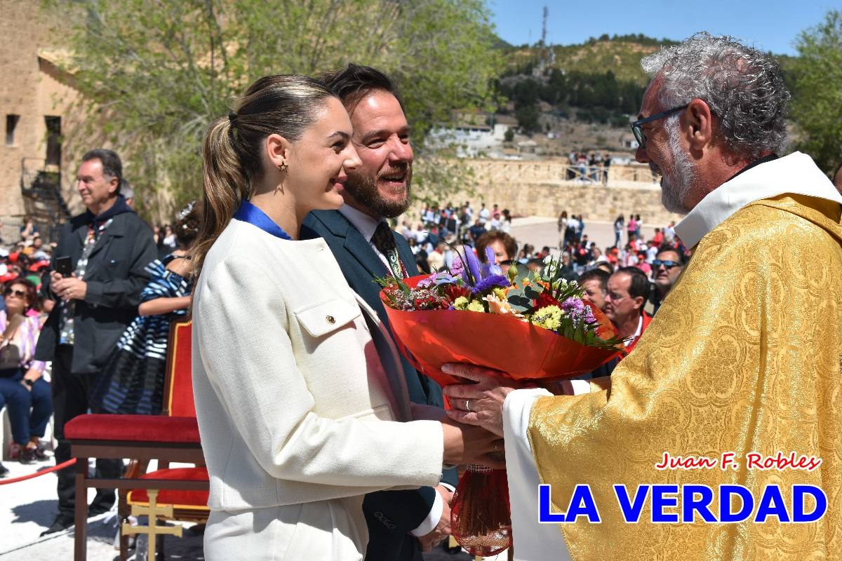 Flores de las peñas caballistas para la Vera Cruz en Caravaca