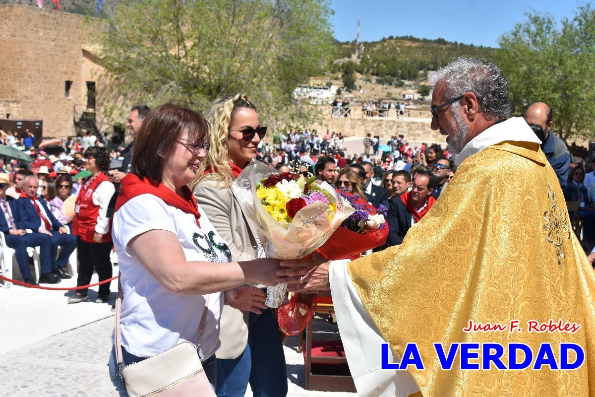 Flores de las peñas caballistas para la Vera Cruz en Caravaca