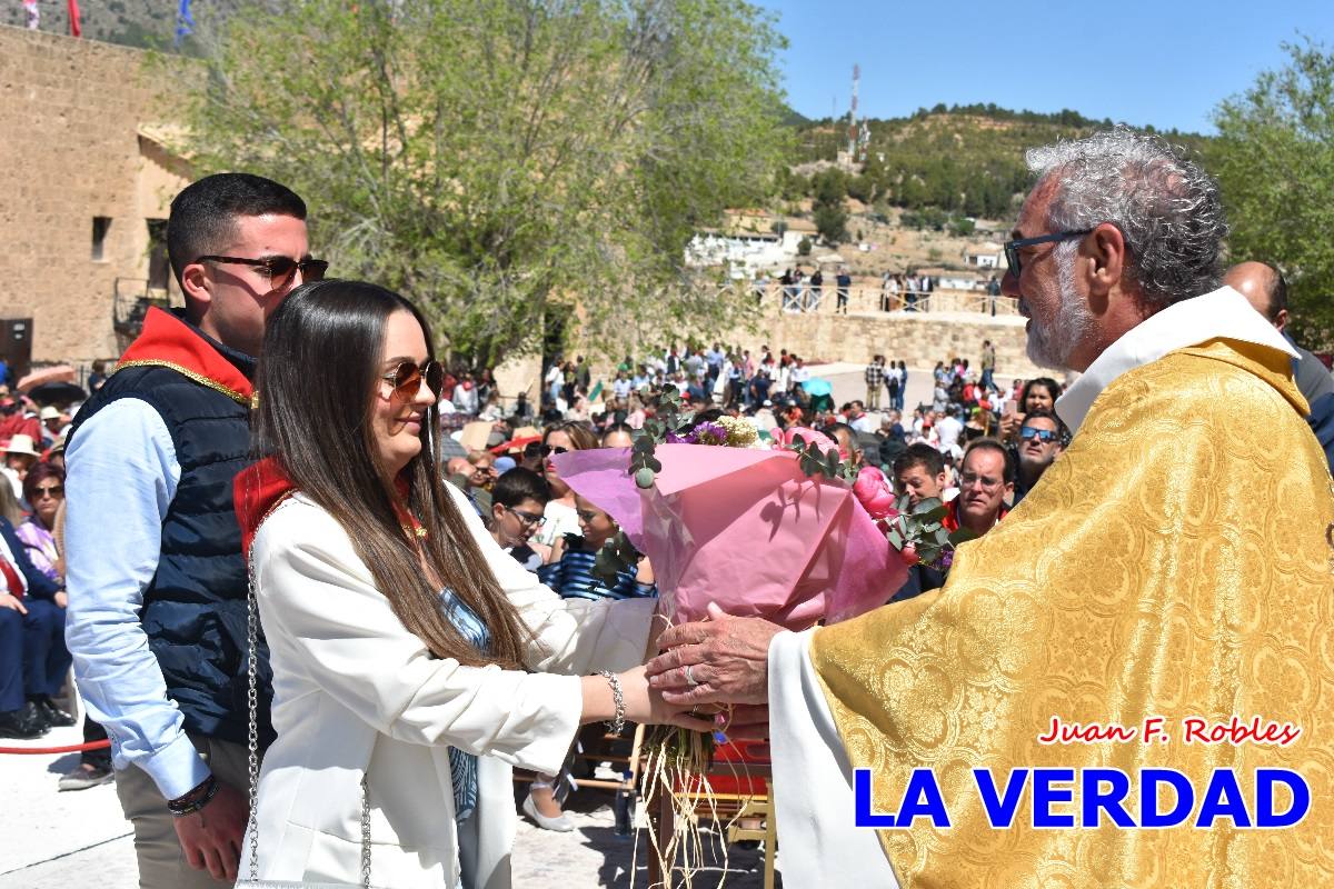 Flores de las peñas caballistas para la Vera Cruz en Caravaca