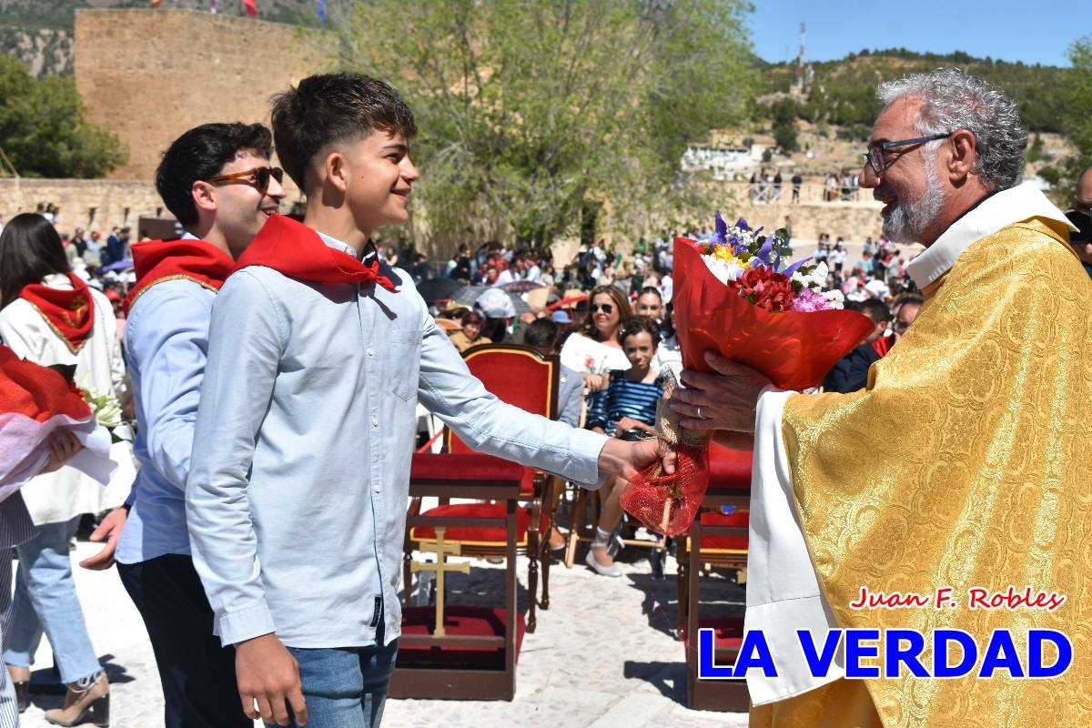 Flores de las peñas caballistas para la Vera Cruz en Caravaca