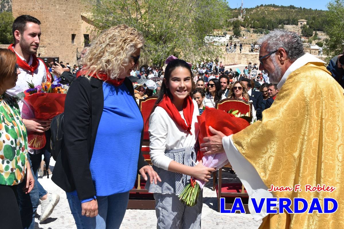 Flores de las peñas caballistas para la Vera Cruz en Caravaca