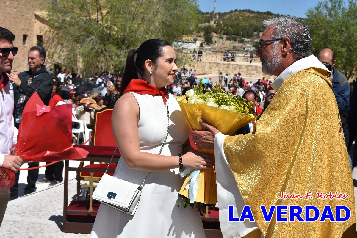 Flores de las peñas caballistas para la Vera Cruz en Caravaca