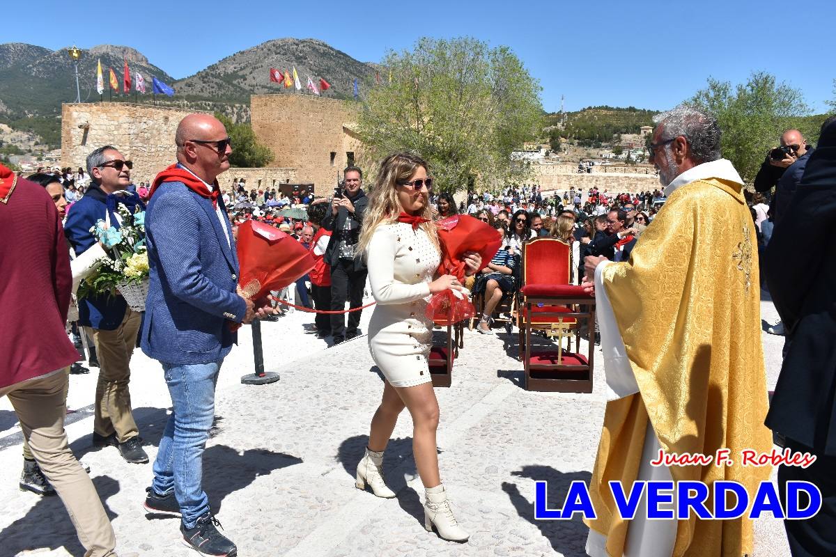 Flores de las peñas caballistas para la Vera Cruz en Caravaca