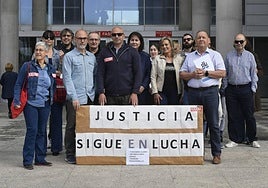 Concentración en la Ciudad de la Justicia de Murcia, este martes.