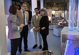 José Ballesta (2º izq.), este miércoles, en el Museo de la Ciencia y el Agua, donde realizó las declaraciones acerca de la actuación del Ministerio.