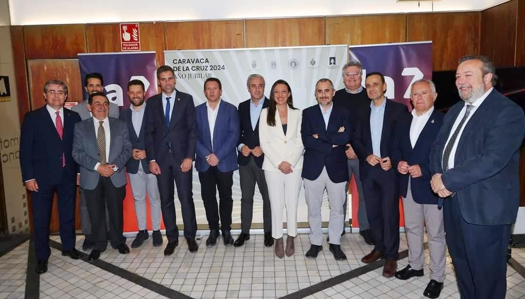 Foto de familia en la Filmoteca Regional.