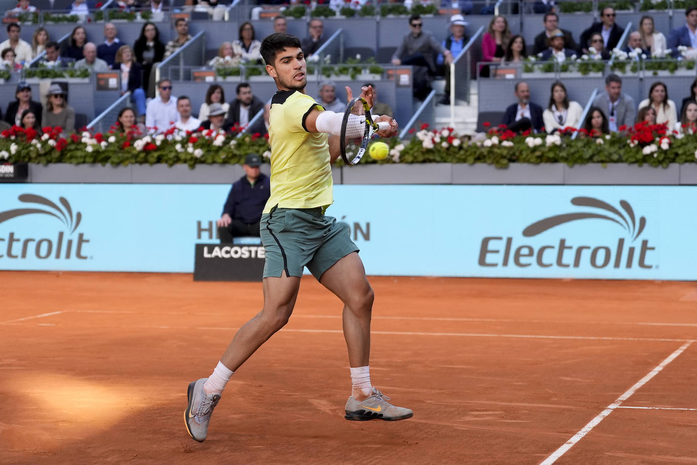 Las imágenes del partido entre Alcaraz y Struff en el Mutua Madrid Open