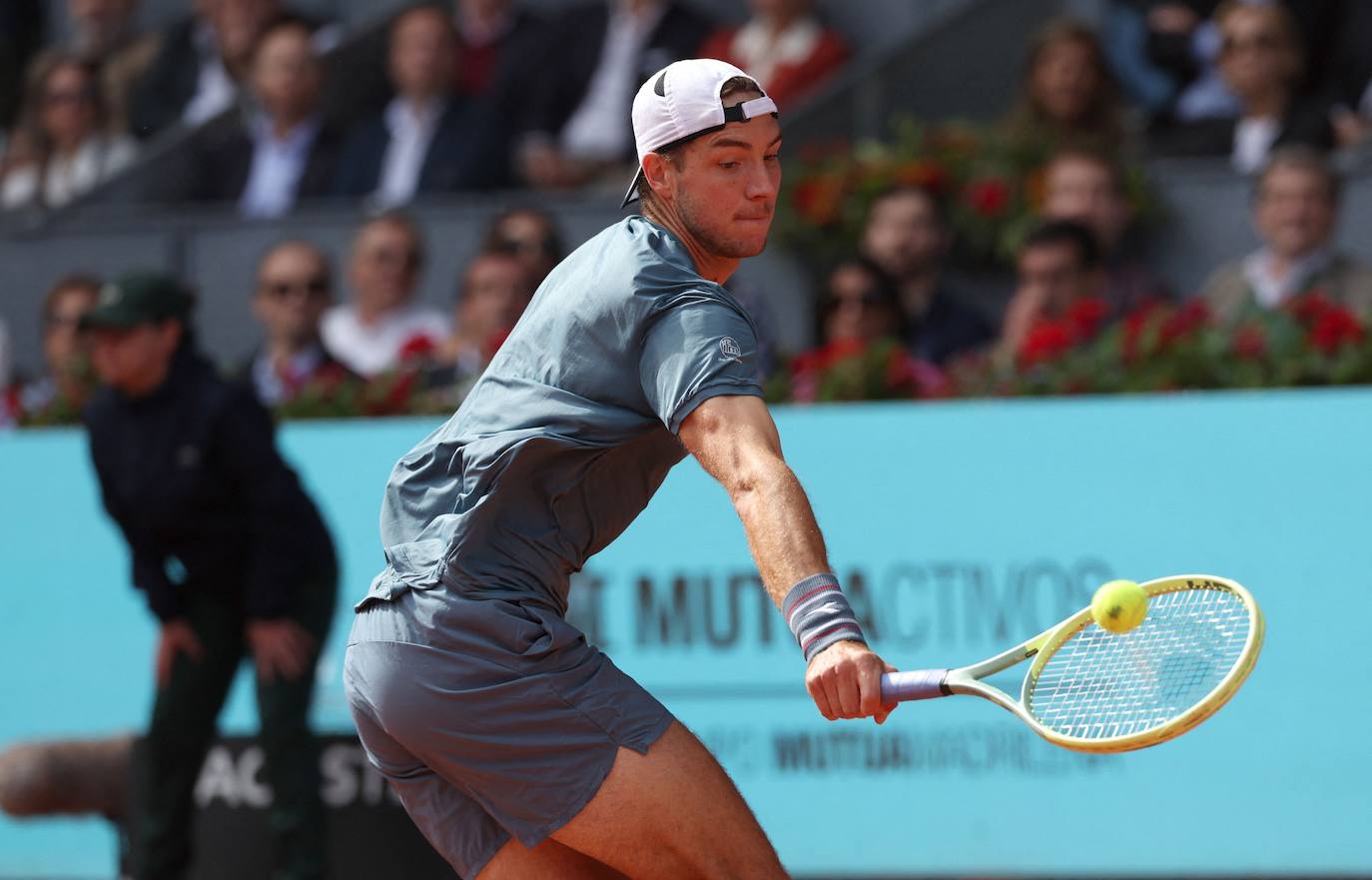 Las imágenes del partido entre Alcaraz y Struff en el Mutua Madrid Open