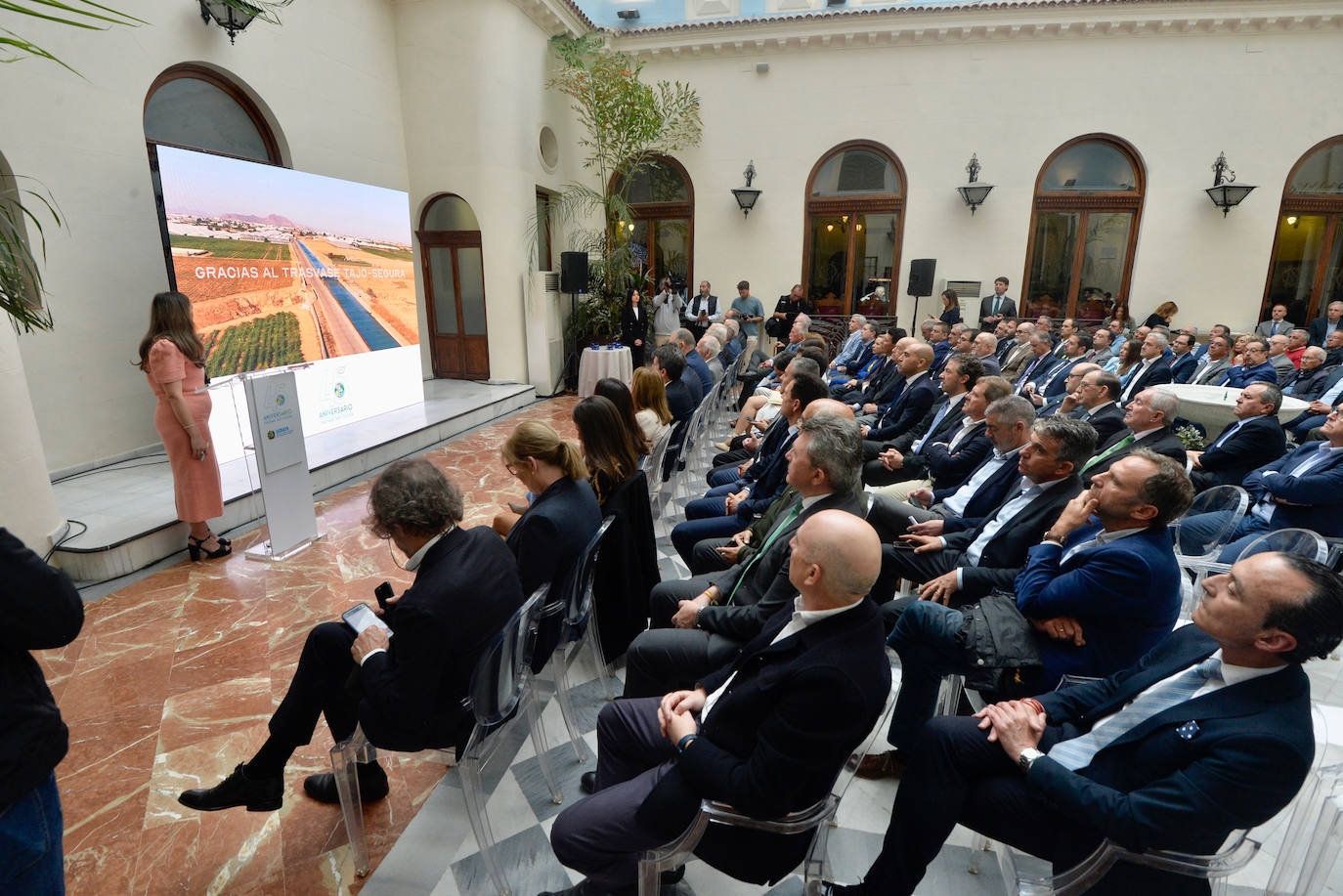 Las imágenes del 45 aniversario del Tajo-Segura en Murcia