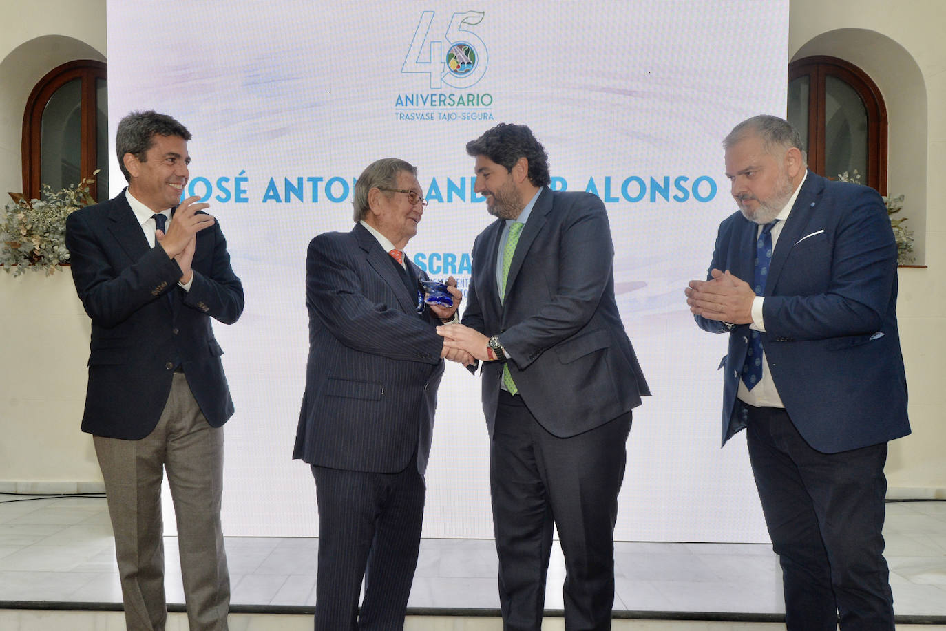 Las imágenes del 45 aniversario del Tajo-Segura en Murcia