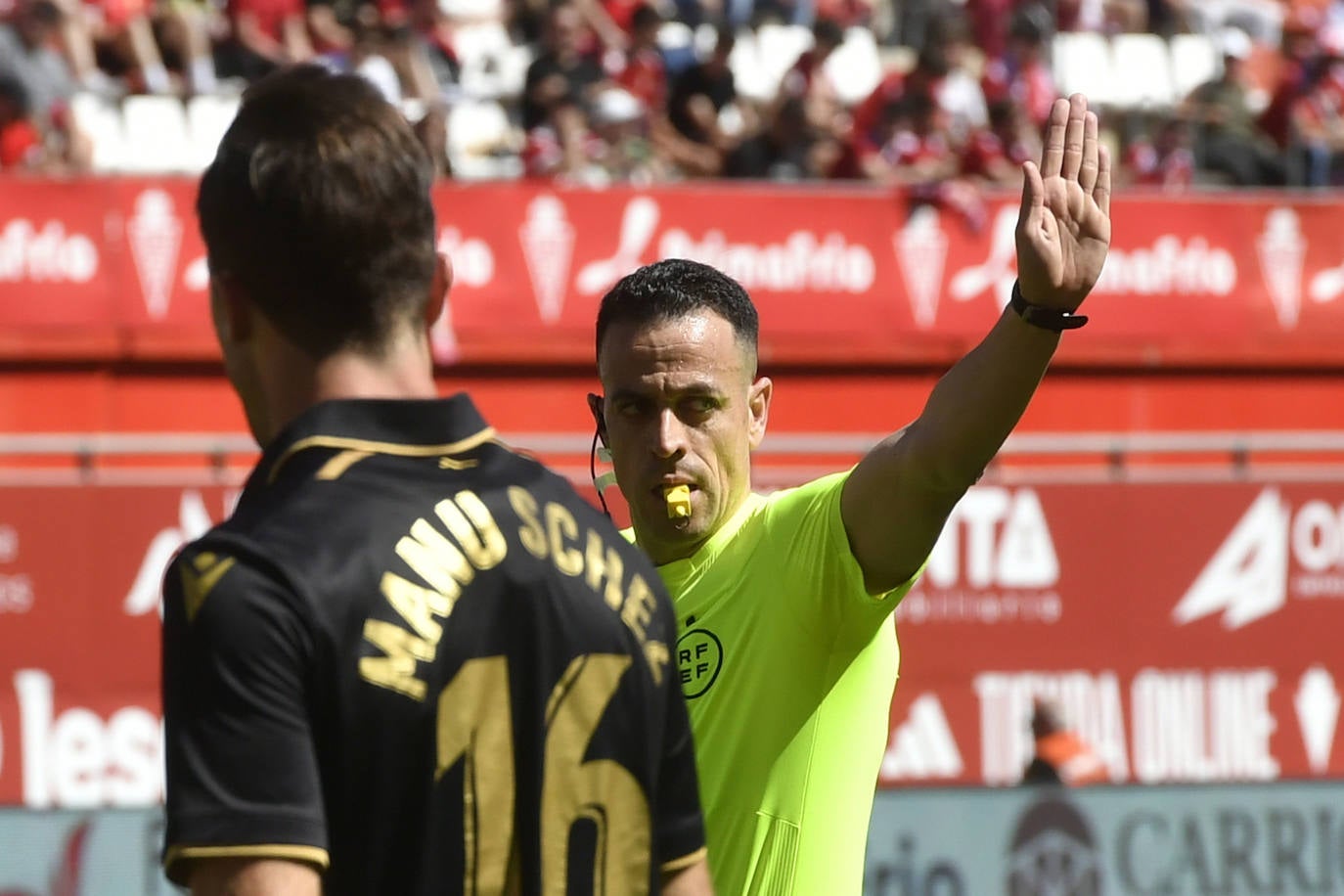 La derrota del Real Murcia frente al Castellón, en imágenes