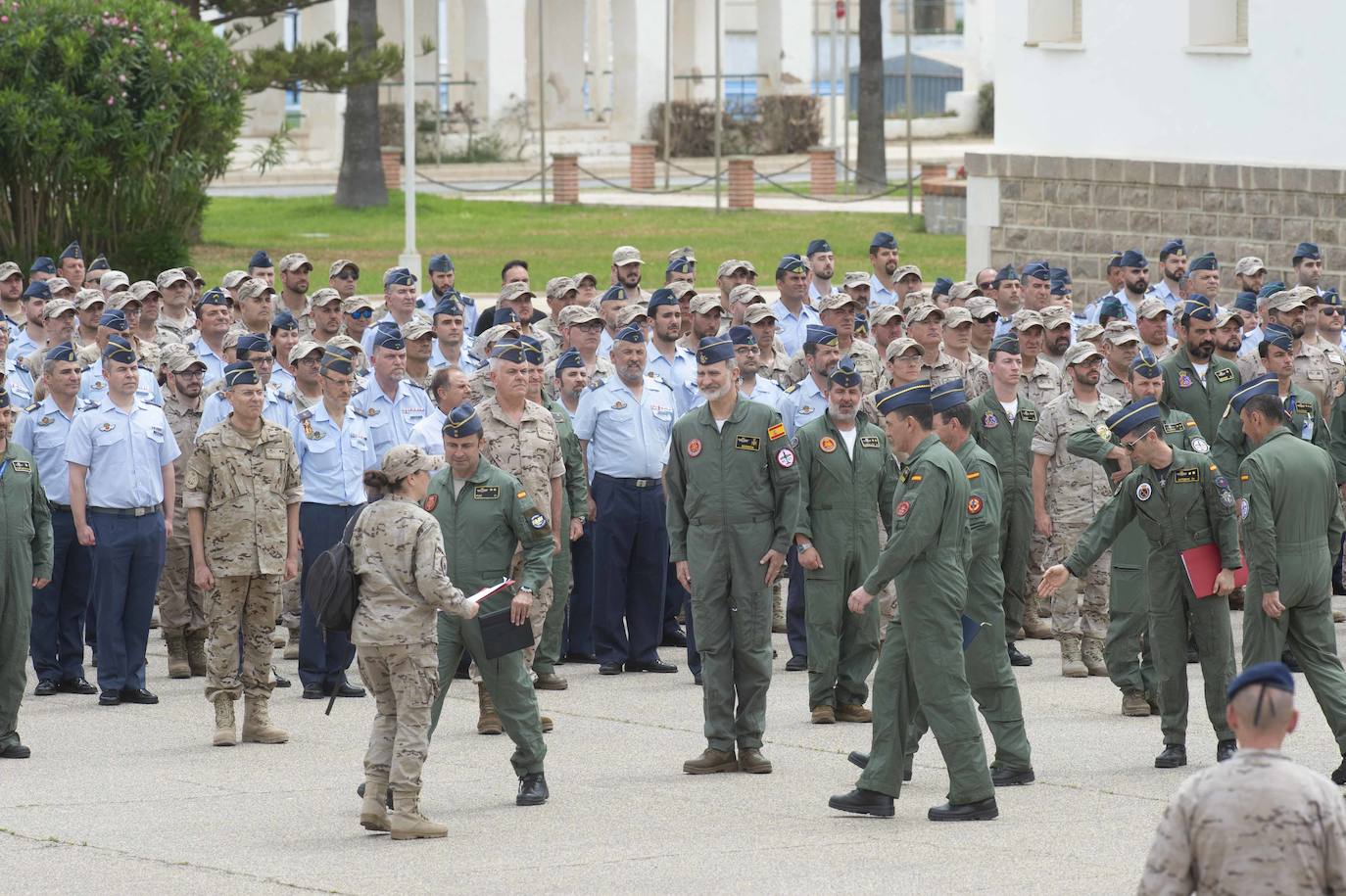 La visita del Rey Felipe VI a la Academia General del Aire, en imágenes