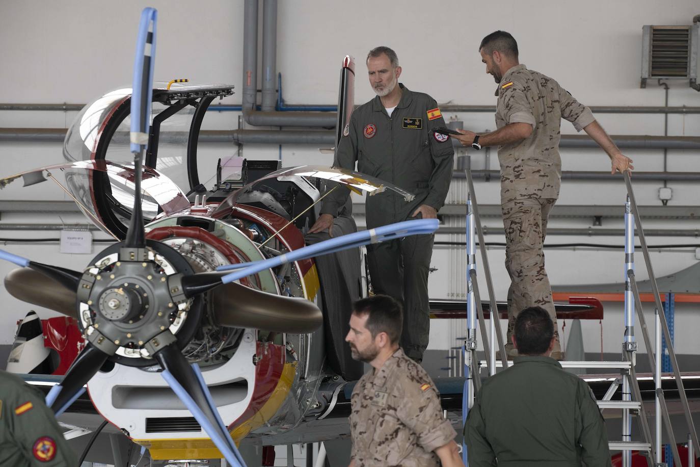 La visita del Rey Felipe VI a la Academia General del Aire, en imágenes