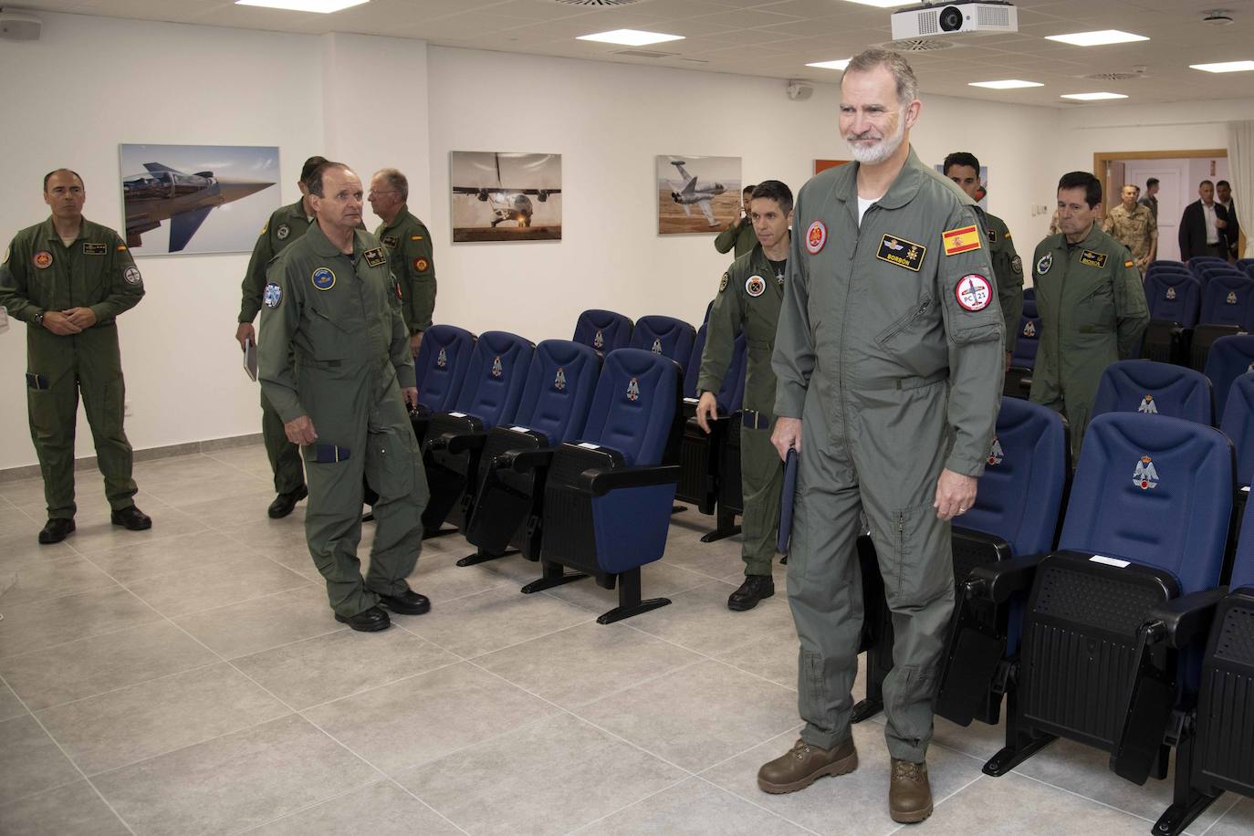 La visita del Rey Felipe VI a la Academia General del Aire, en imágenes