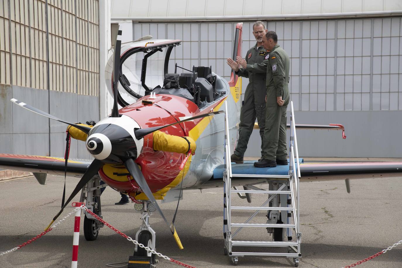 La visita del Rey Felipe VI a la Academia General del Aire, en imágenes