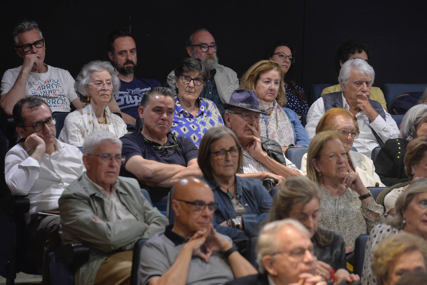Las imágenes de Andrés Trapiello en el Aula de Cultura de LA VERDAD