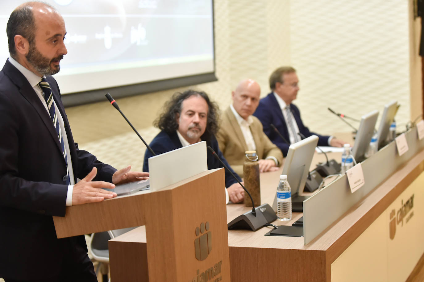 En imágenes: La Fundación Isaac Peral aborda el potencial de la economía circular en la Región