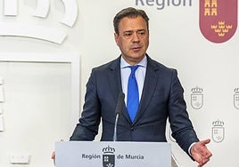 El portavoz del Gobierno regional, Marcos Ortuño, este jueves.