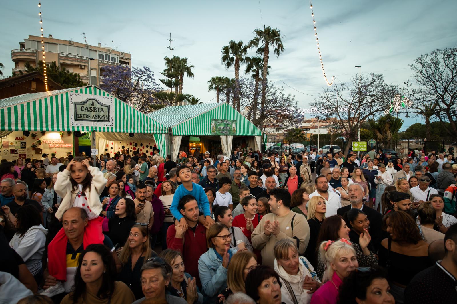 La imágenes de la apertura de la Feria de Mayo en Torrevieja