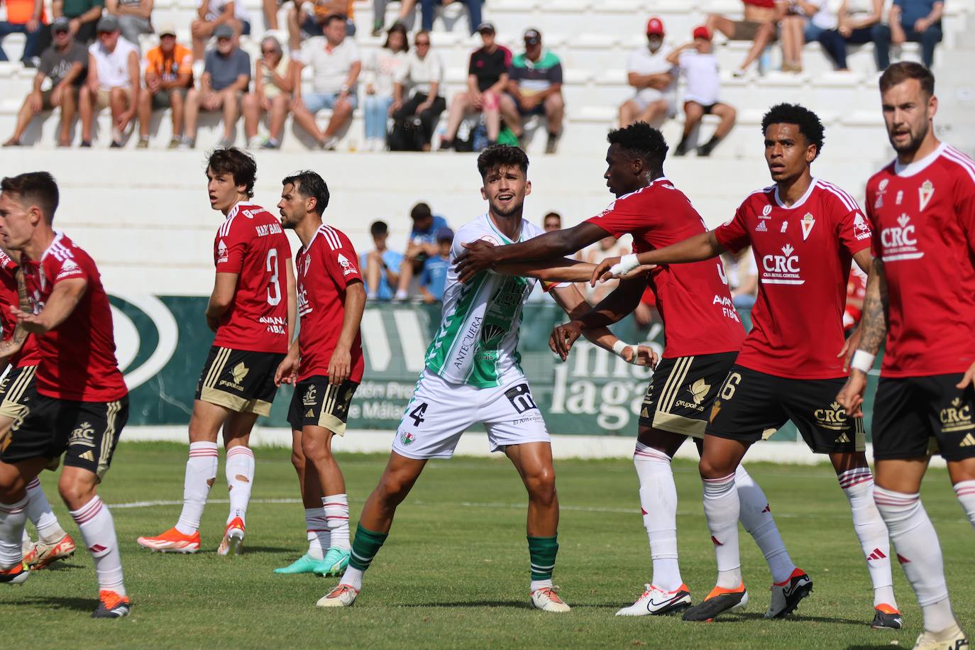 La victoria del Real Murcia frente al Antequera, en imágenes