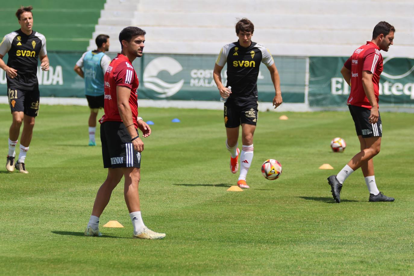 La victoria del Real Murcia frente al Antequera, en imágenes