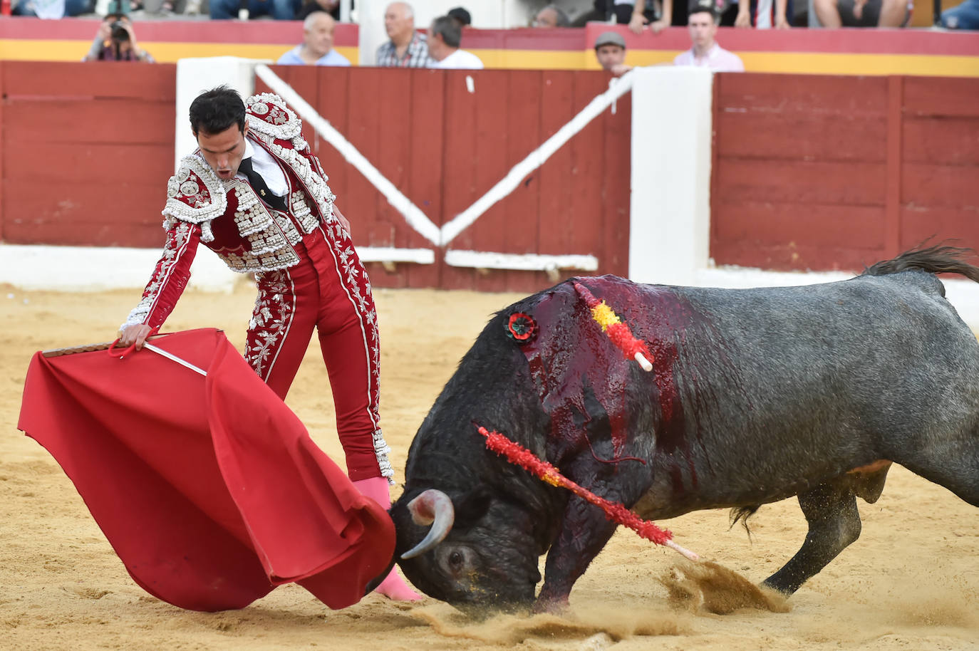 Las imágenes de la corrida de toros en Yecla