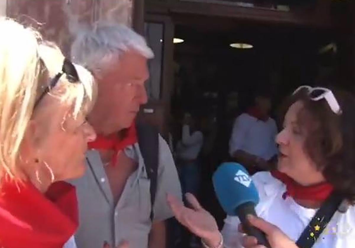 La traducción 'made in Caravaca' que ha hecho viral a una mujer durante los Caballos del Vino.