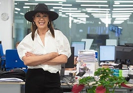 La directora de cine, ganadora de dos Goya, Mabel Lozano, estuvo ayer en la Redacción de LA VERDAD.