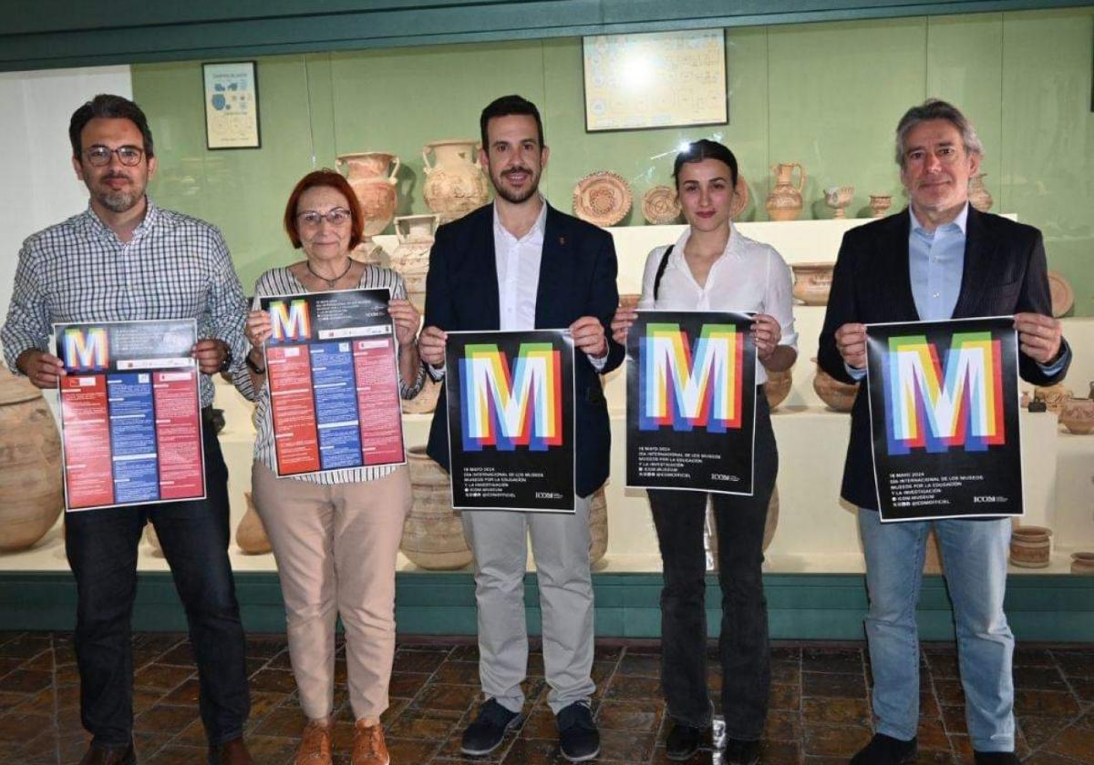 Presentación del programa conjunto de actividades en los tres museos del municipio.