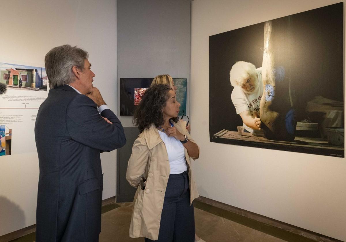 Cris Gabarron en la reciente visita de la Embajadora de los EE.UU. en España, Julissa Reynoso.