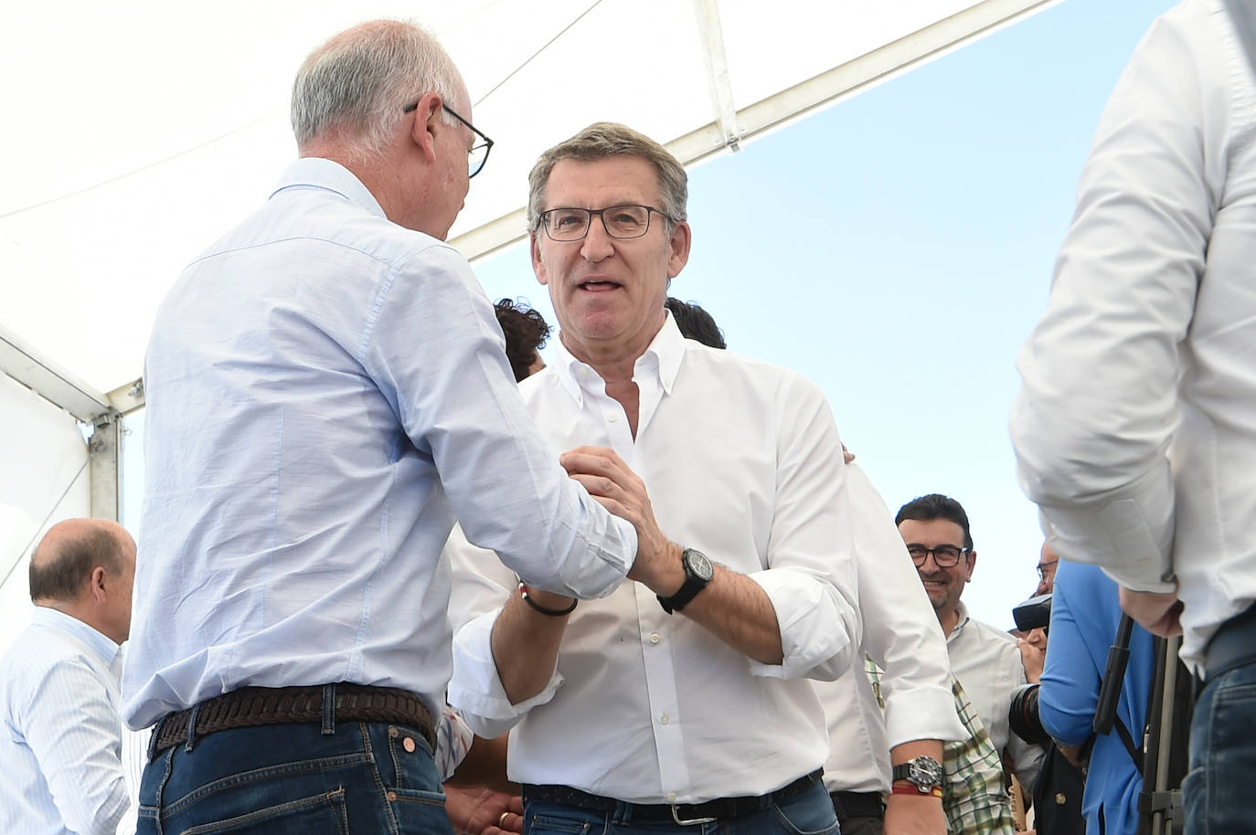 La visita de Núñez Feijóo a Cieza, en imágenes