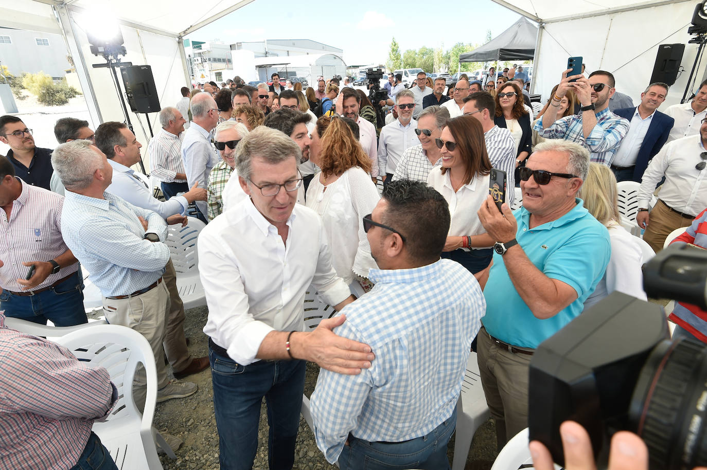 La visita de Núñez Feijóo a Cieza, en imágenes