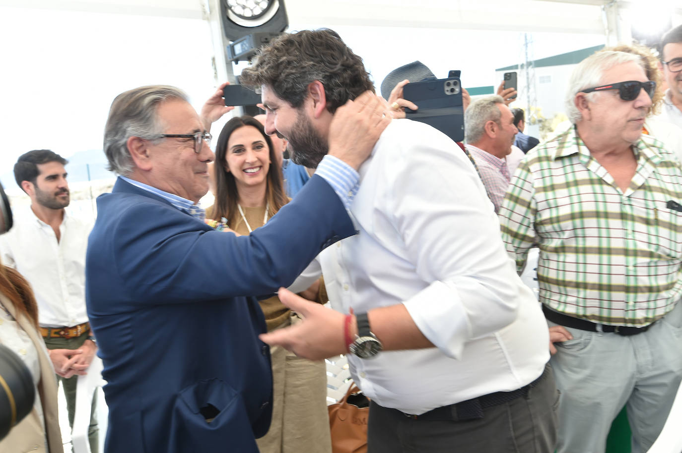 La visita de Núñez Feijóo a Cieza, en imágenes