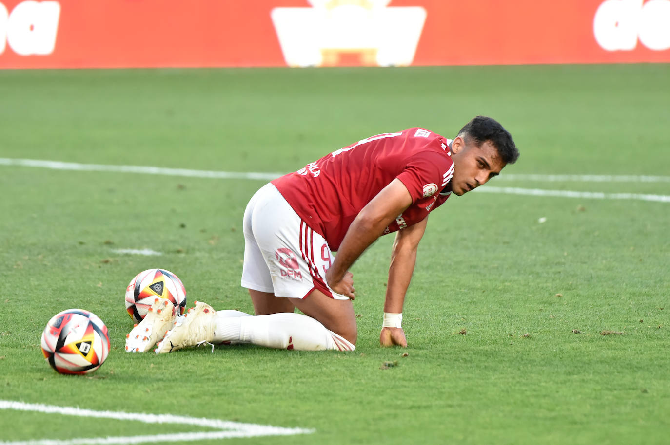 El empate del Real Murcia frente al Mérida, en imágenes