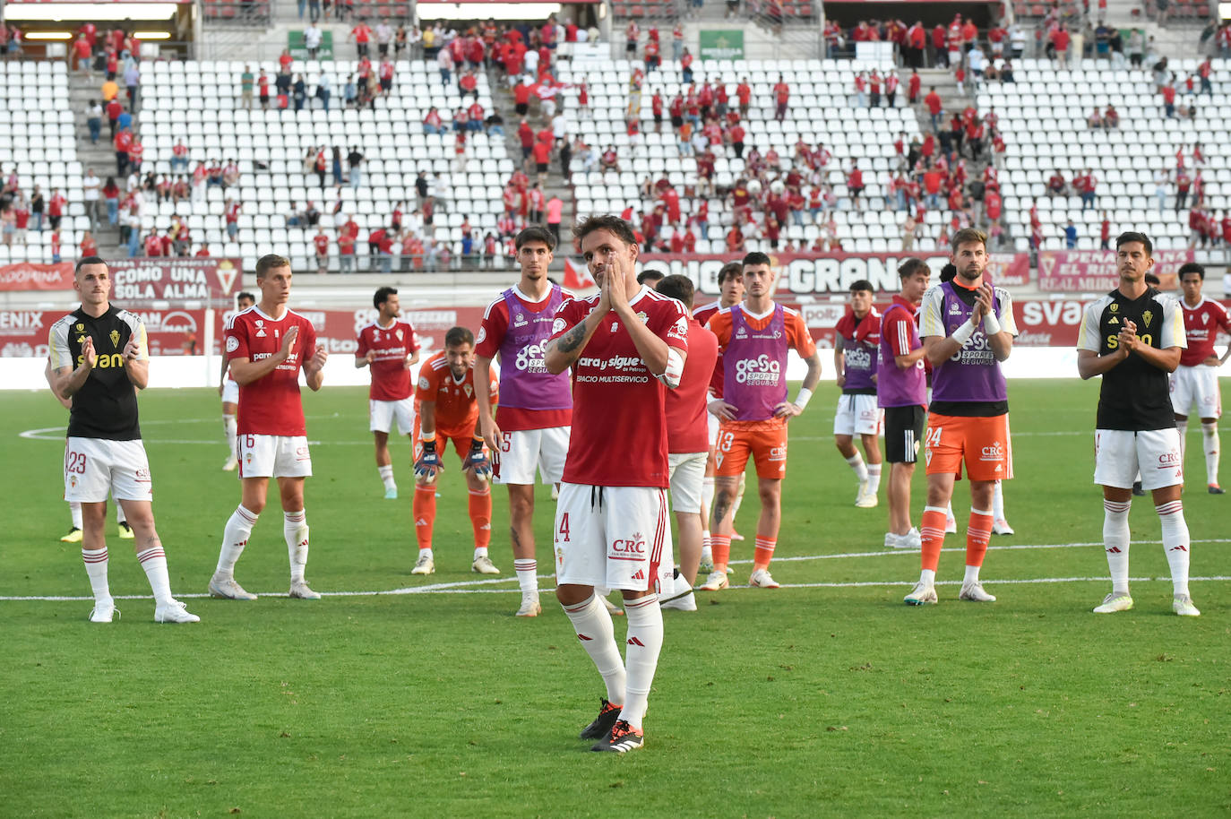 El empate del Real Murcia frente al Mérida, en imágenes