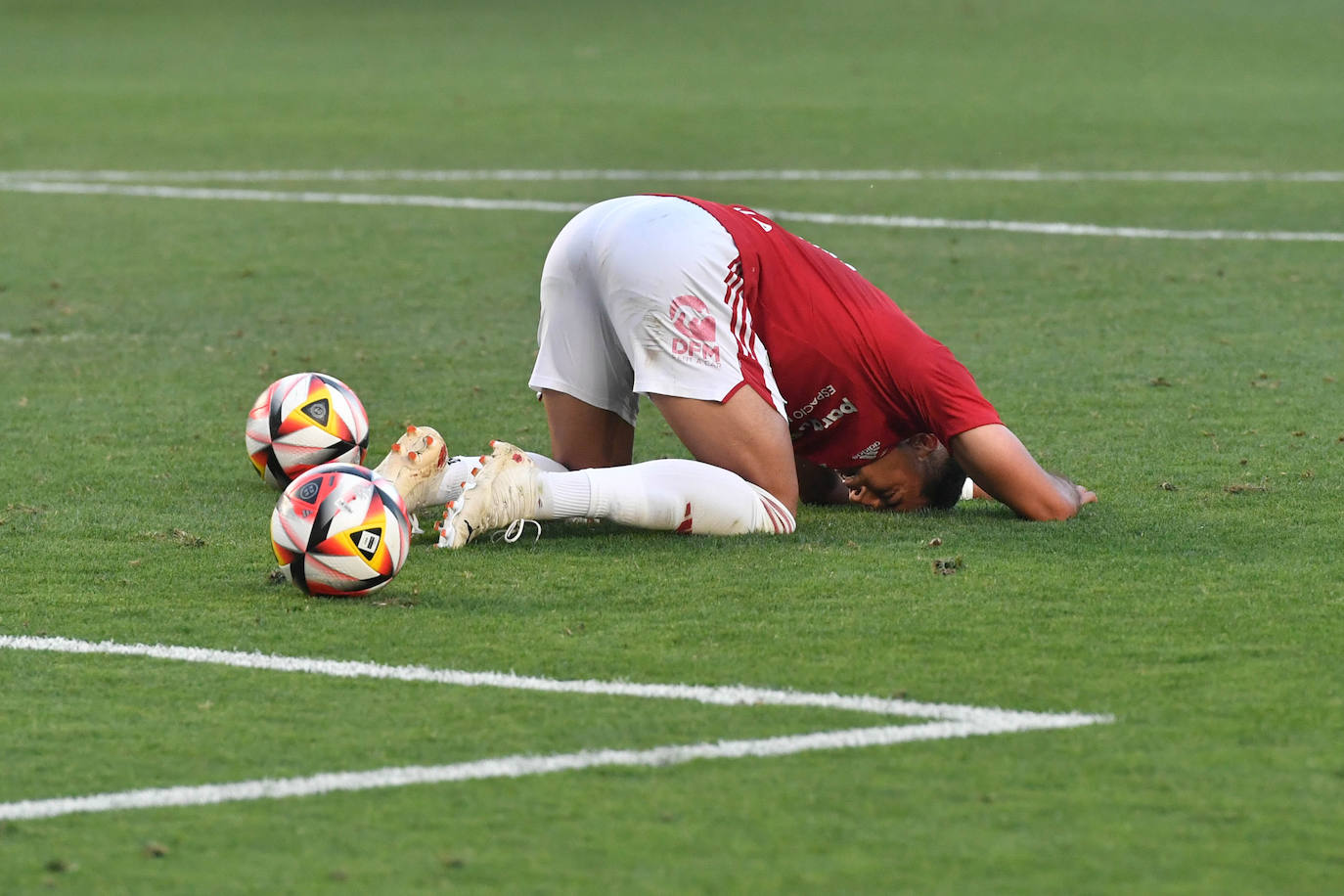 El empate del Real Murcia frente al Mérida, en imágenes
